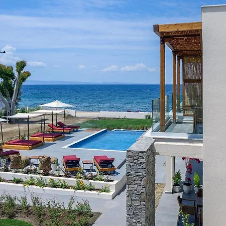 Amyntas Seafront - Adults Only