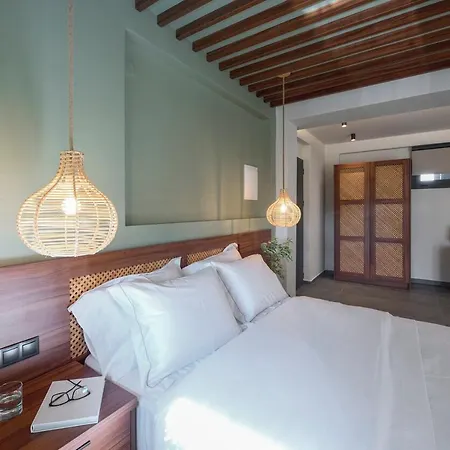 Hotel Amyntas Seafront 3*
