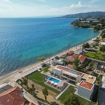 Amyntas Seafront 3*