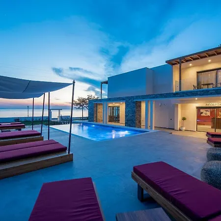 Amyntas Seafront 3* Neos Marmaras