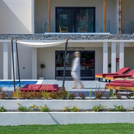 Amyntas Seafront Hotel