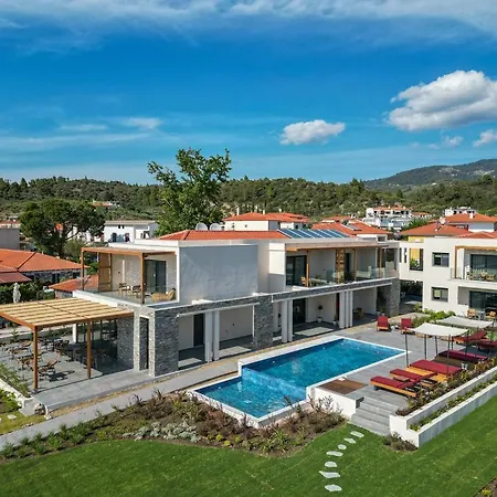 Amyntas Seafront - Adults Only 3*