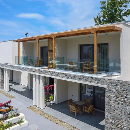 Amyntas Seafront - Adults Only 3*