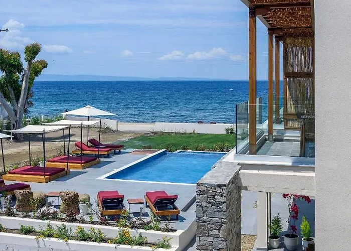 Amyntas Seafront - Adults Only