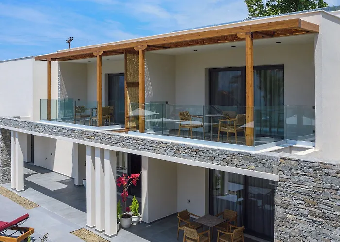 Amyntas Seafront - Adults Only 3*