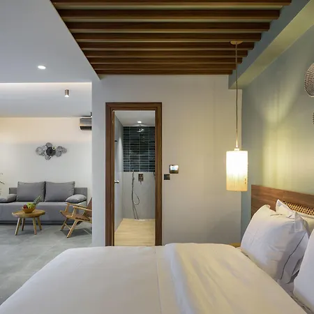 Amyntas Seafront - Adults Only