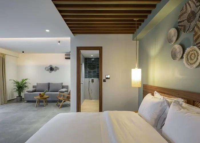 Amyntas Seafront - Adults Only